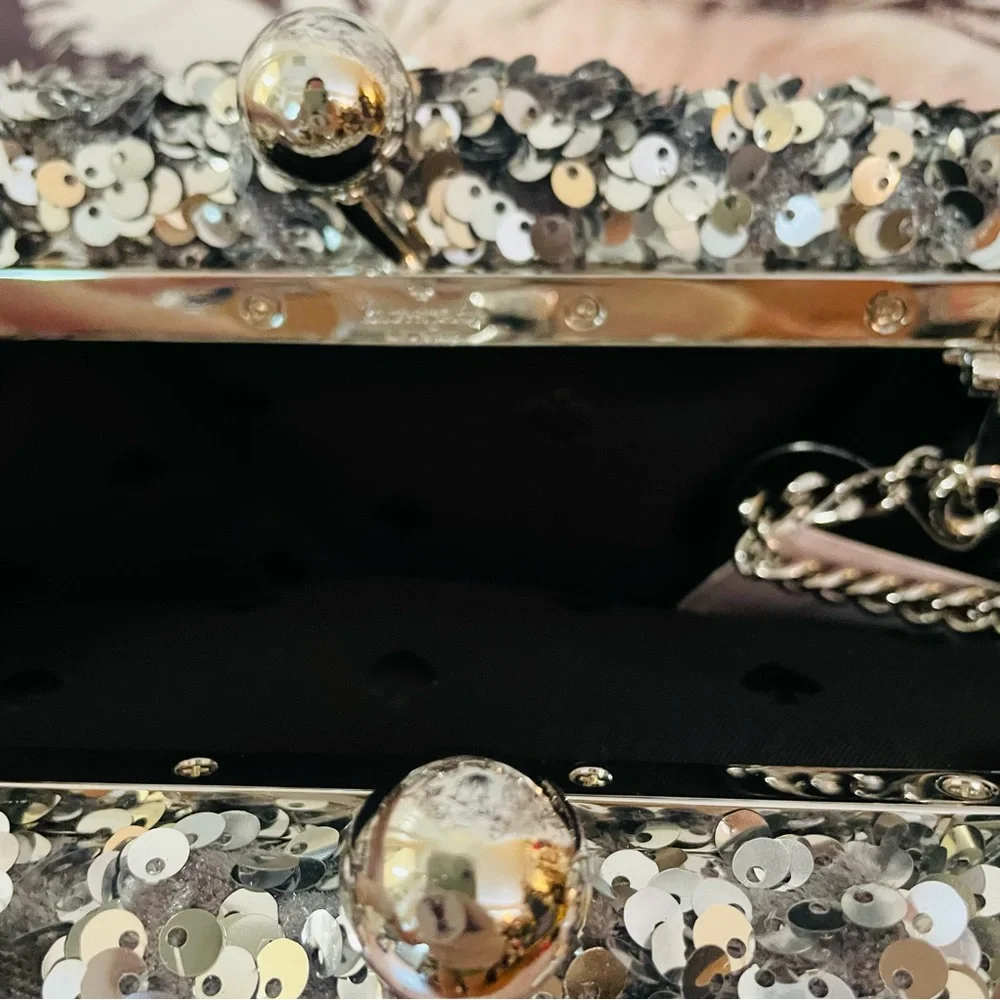 KATE SPADE SCRUNCHY SEQUIN FABRIC CONVERTIBLE CLUTCH SILVER K9355 NWT CROSSBODY